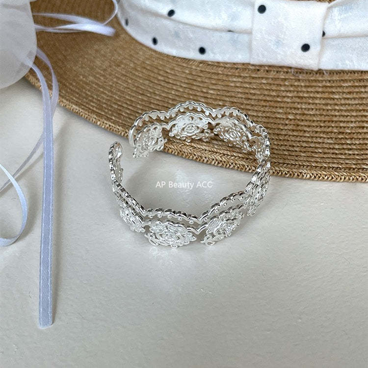 C廠-森系小香風鏤空蕾絲手鐲女甜美高級感精緻手環小眾輕奢秋冬手飾「SL-486」25.10-5