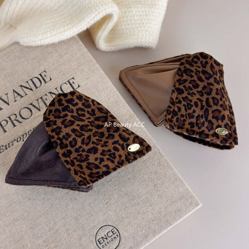 E廠-復古輕奢經典皮質豹紋三角抓夾高端個性洋氣髮夾後腦勺百搭鯊魚夾「27617」25.10-5