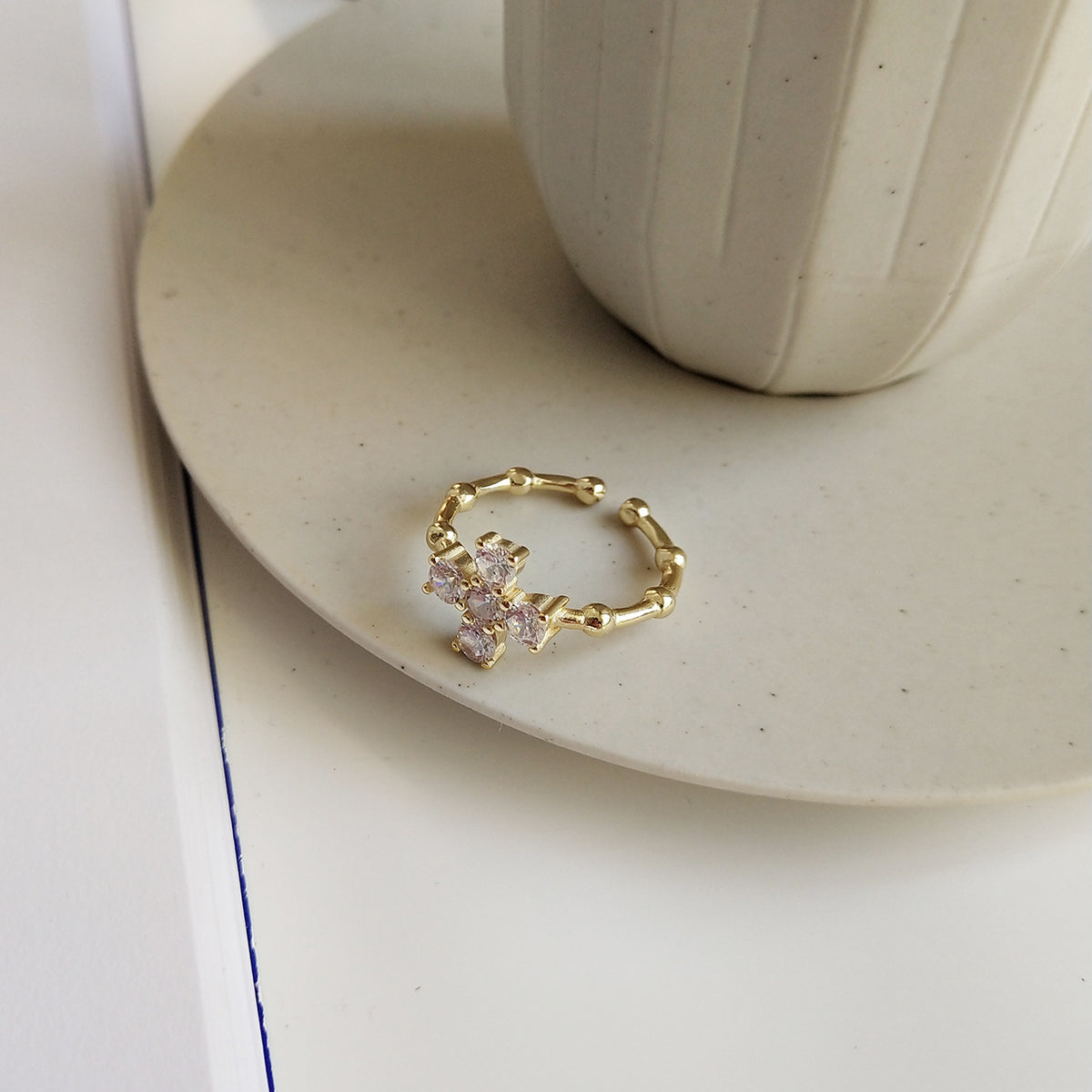 F廠-韓國韓版 925純銀白鑽十字架戒金色戒簡約百搭INS網紅小眾戒指「J940」25.06-2