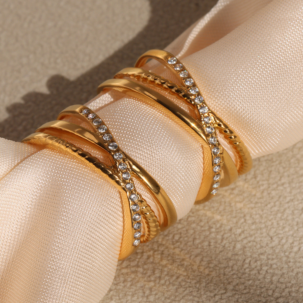 B廠-5A鋯石超細三層戒指不鏽鋼真空電鍍18K真金開口可調節飾品「A035-A043」25.04-4