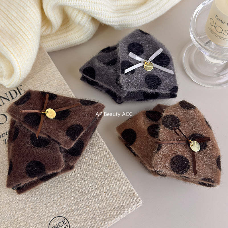 E廠-波點毛絨三角抓夾女鯊魚夾2025新款高級感後腦勺大號髮夾秋冬髮飾「27615」25.10-5