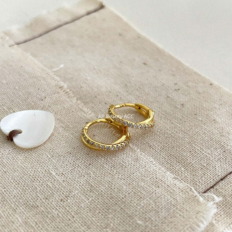 C廠-韓版ins莫比烏斯銀針耳環女小眾設計感高級鋯石耳圈簡約秋冬耳飾「EH-4132」25.10-5