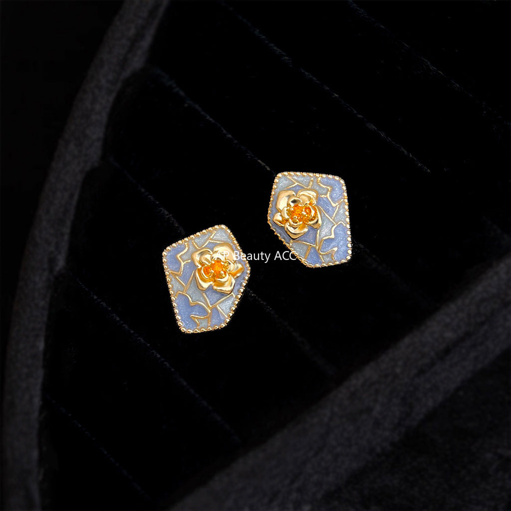 A廠-原創茶花設計師款霧霾藍色秋冬熱賣新款小眾個性耳飾工廠耳環飾品「6870」25.10-1