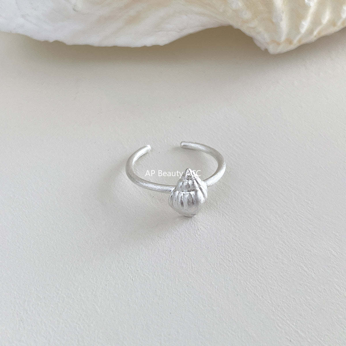 C廠-925純銀ins度假風海螺貝殼戒指女簡約精緻百搭高級感拉絲食指戒「JZ-0714」25.10-5