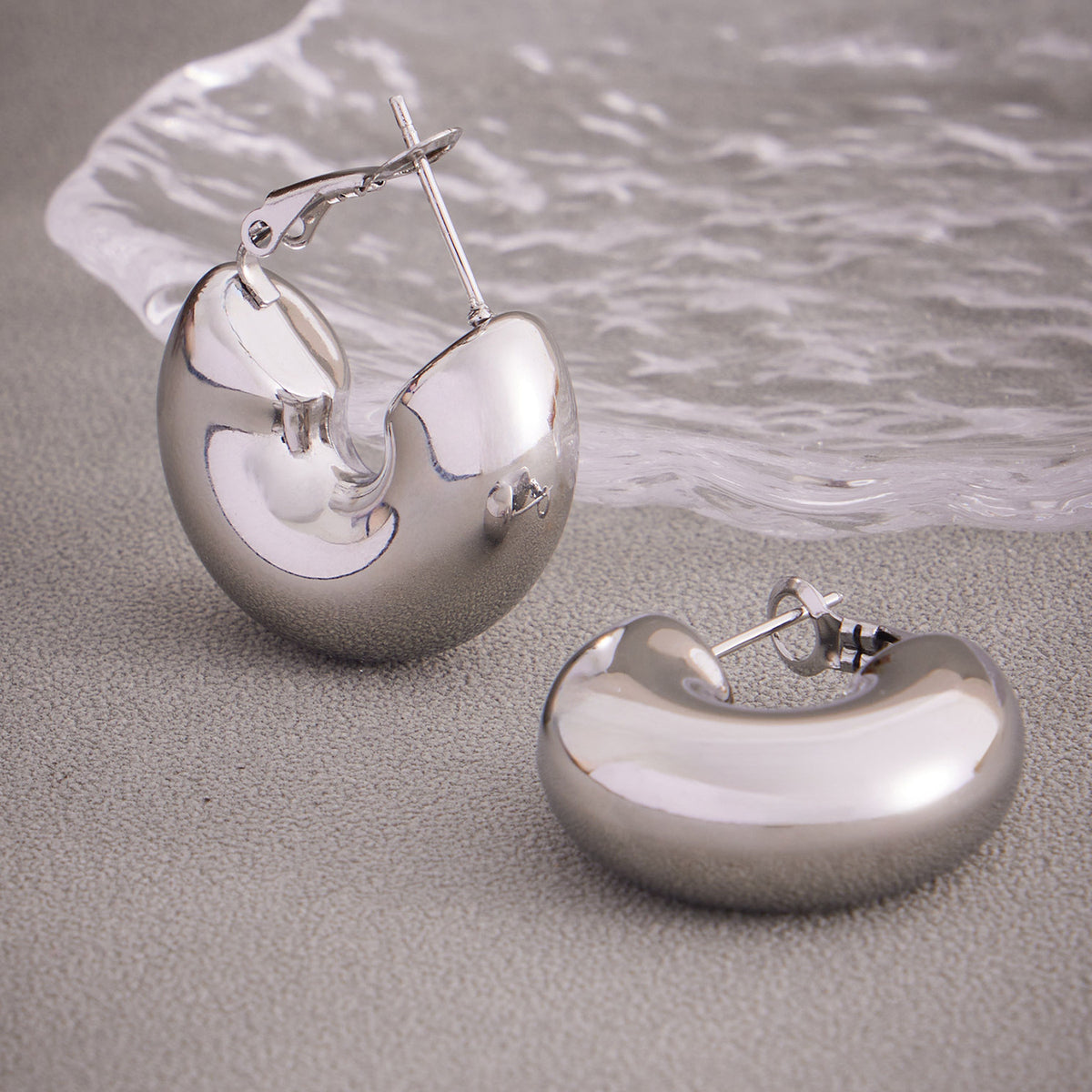 B廠-歐美飾品不鏽鋼胖乎乎小號空心C型耳環鍍18k真金耳釘不掉色「F412」25.08-5