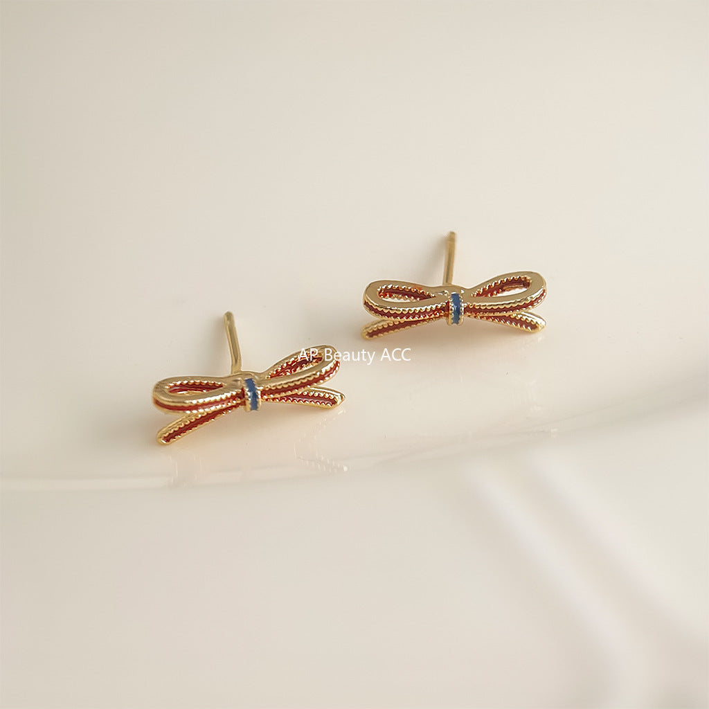 A廠-時尚簡約輕奢風高級感925銀針迷你小巧酒紅色蝴蝶結通勤耳飾 耳釘「6909」25.10-2