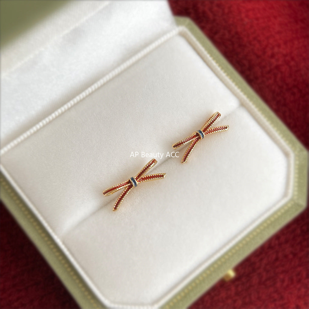 A廠-時尚簡約輕奢風高級感925銀針迷你小巧酒紅色蝴蝶結通勤耳飾 耳釘「6909」25.10-2