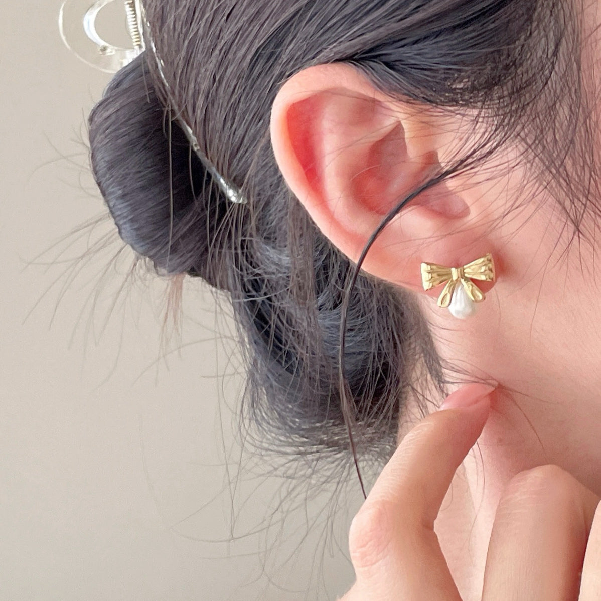 F廠-韓國韓版925純銀蝴蝶結珍珠耳釘簡約氣質百搭ins風耳飾「C1408」25.09-1