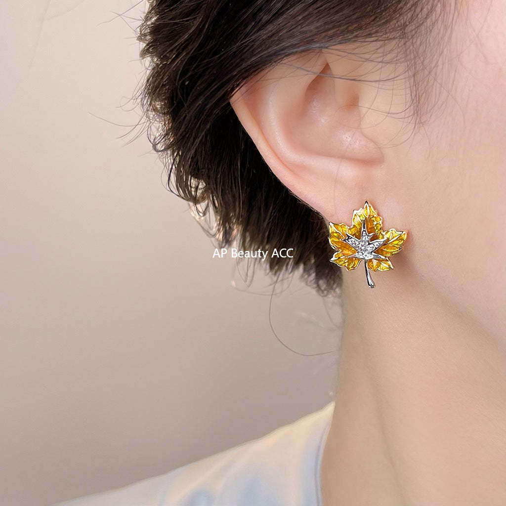 A廠-爆款!楓葉雙拼色微鑲鋯石琺瑯滴釉彩繪s925銀針新款樹葉耳飾耳釘「6996」25.10-5