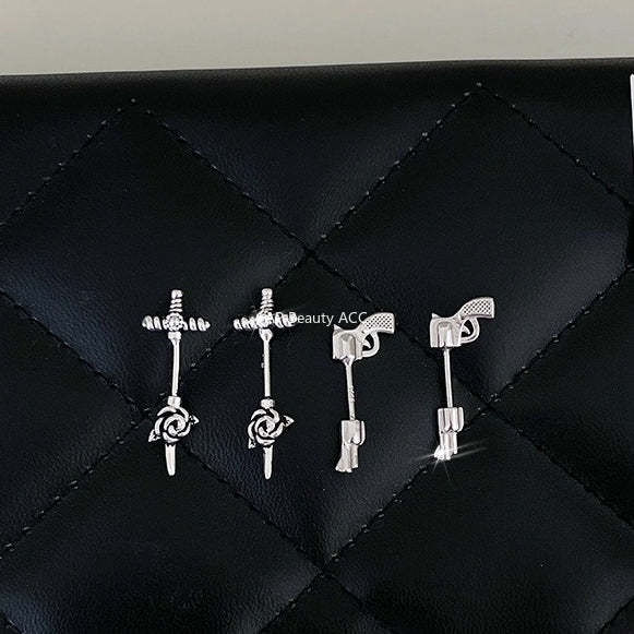 C廠-獨特冷淡風小手槍銀針耳釘女甜酷高級感玫瑰花十字架耳骨釘新耳飾「EH-4190」25.10-5