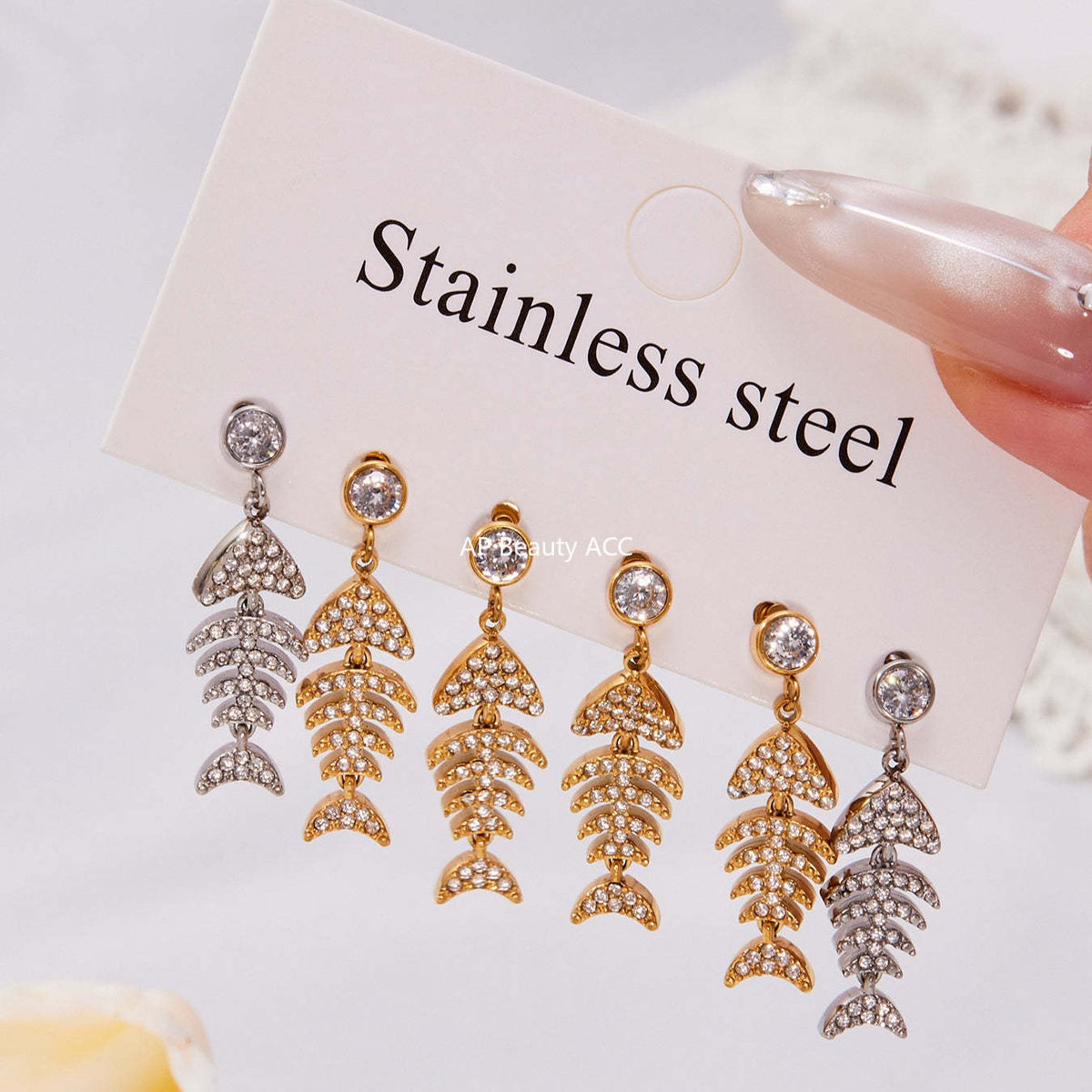 B廠-跨境新款魚骨造型滿鑽鋯石超閃耳環不鏽鋼鍍18k真金不掉色「F1123-F983」25.10-5