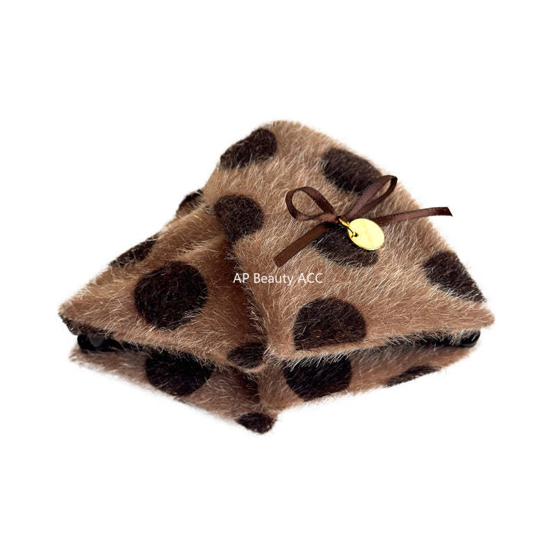 E廠-波點毛絨三角抓夾女鯊魚夾2025新款高級感後腦勺大號髮夾秋冬髮飾「27615」25.10-5