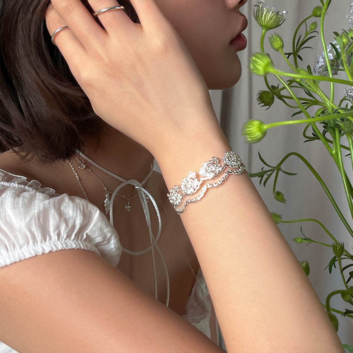 C廠-森系小香風鏤空蕾絲手鐲女甜美高級感精緻手環小眾輕奢秋冬手飾「SL-486」25.10-5