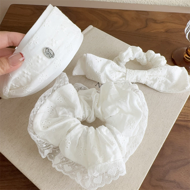 E廠-白色刺繡蕾絲花紋大腸髮圈髮箍扎頭繩蝴蝶結丸子頭氛圍感髮繩頭飾「27075」25.06-2