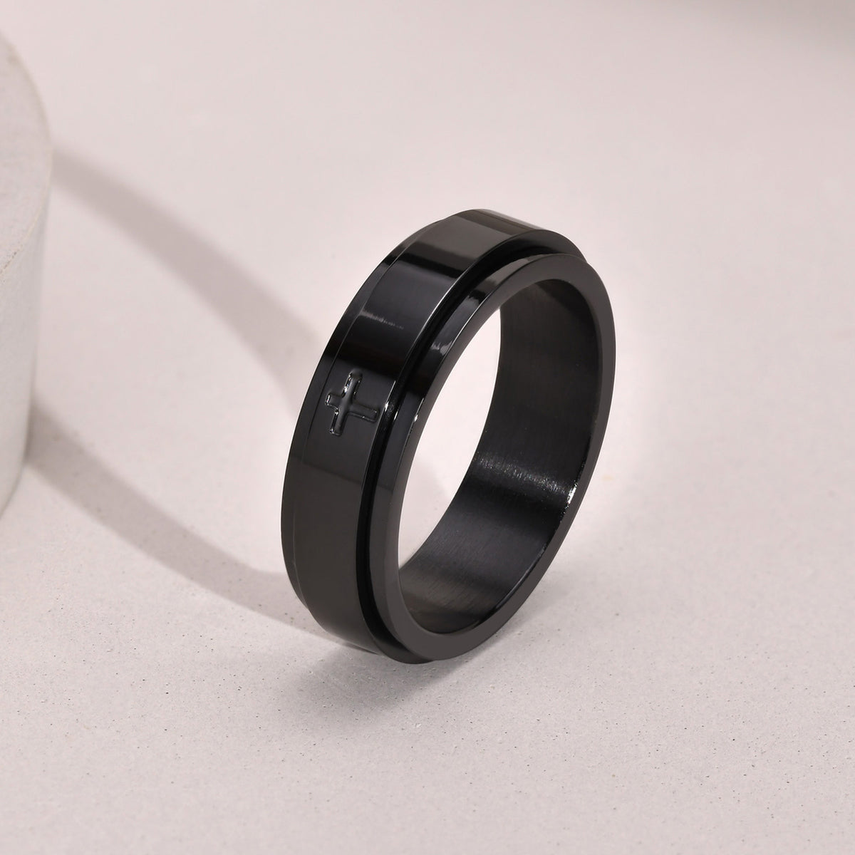 G廠-鏽鋼鐳射腐蝕十字可轉動旋轉戒指黑色男士 食指首飾批發「R-589」25.08-4