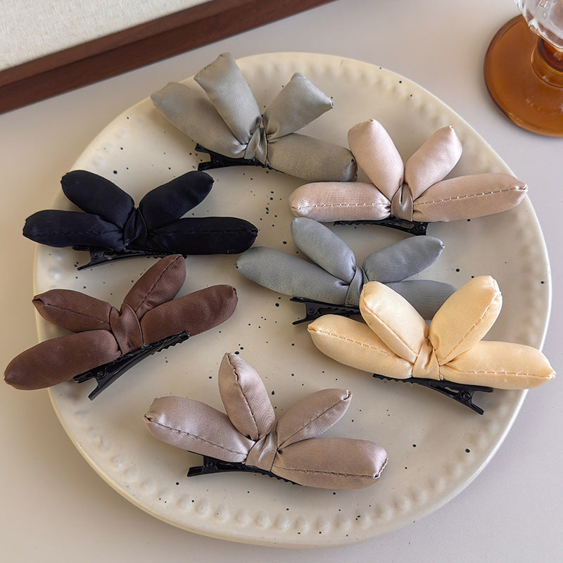 E廠-氣質ins填充棉立體蝴蝶結髮夾側邊夾瀏海夾洋氣時髦一字邊夾髮飾「27396」25.08-5