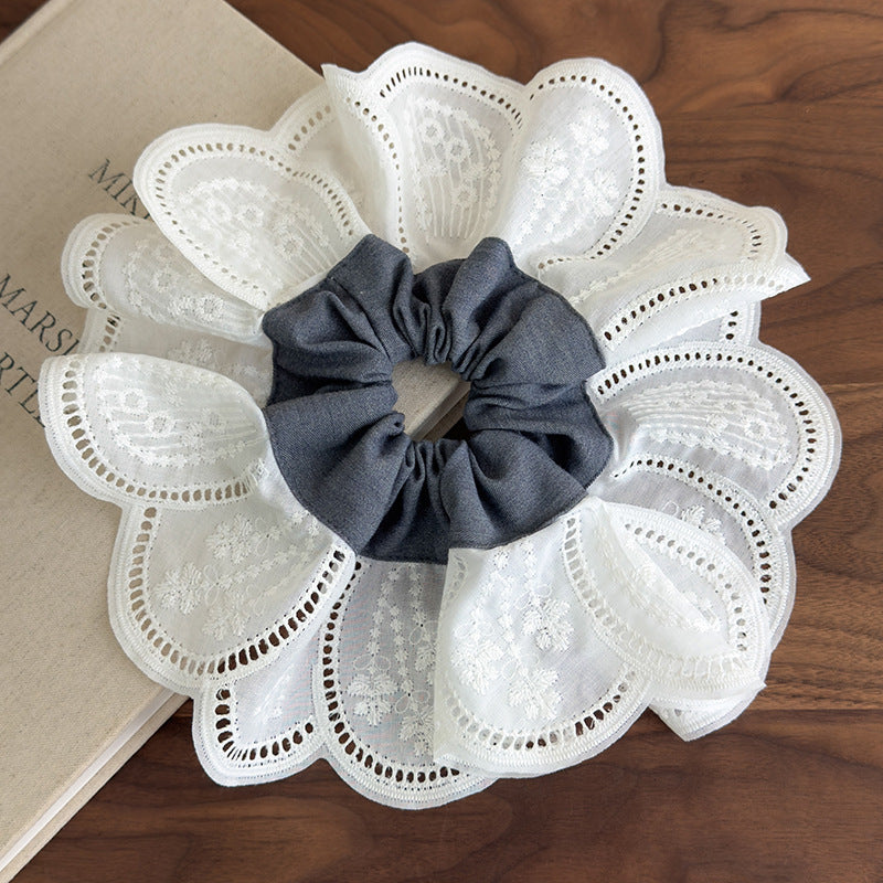 E廠-超大寬邊顯臉小拼接刺繡花朵肥腸圈韓國學院風藍白格紋鏤空髮繩女「27095」25.06-3