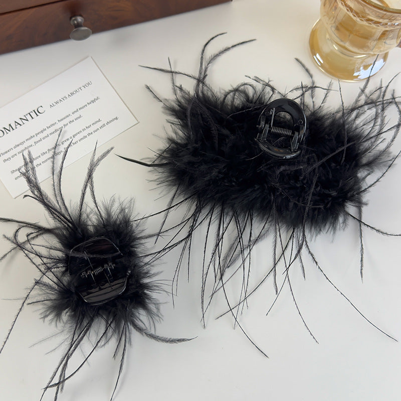 E廠-黑色羽毛高馬尾小抓夾女2025新款高級感毛毛鯊魚夾後腦勺半扎髮夾「26964」25.05-4