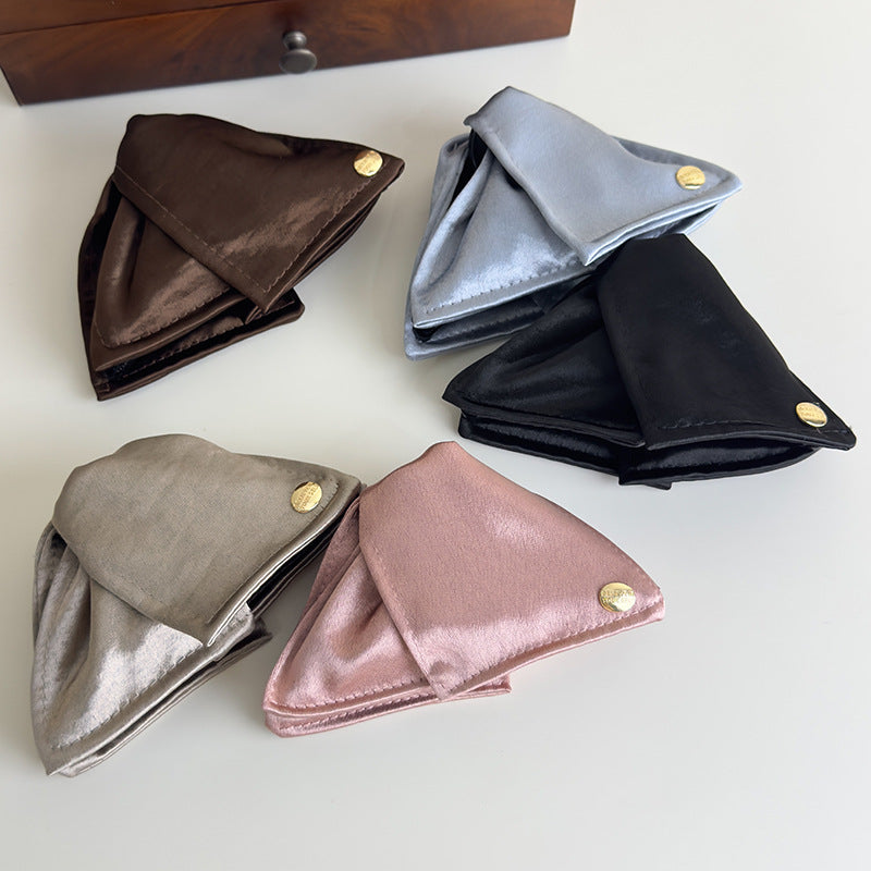 E廠-緞面貝殼三角抓夾純色布藝鯊魚夾高級感通勤盤髮夾子氣質髮飾髮抓「27064」25.06-2