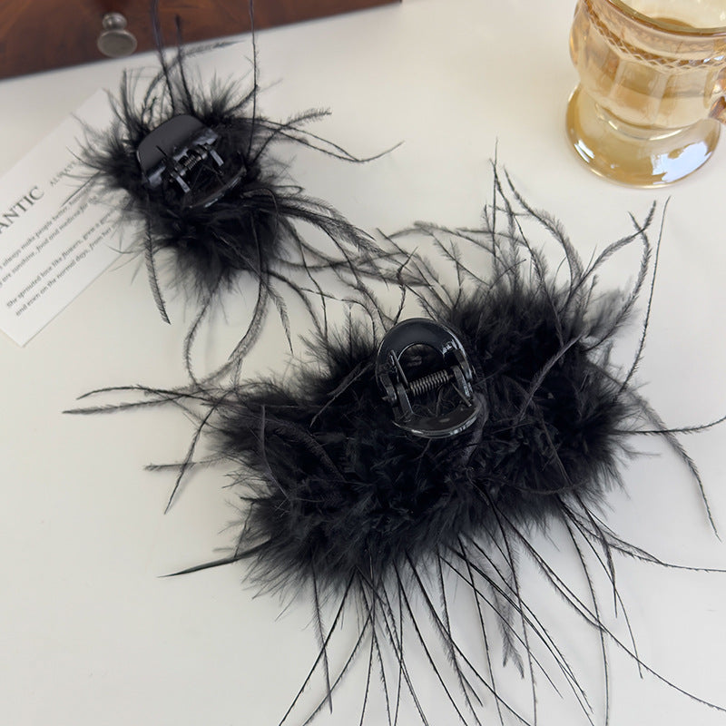 E廠-黑色羽毛高馬尾小抓夾女2025新款高級感毛毛鯊魚夾後腦勺半扎髮夾「26964」25.05-4