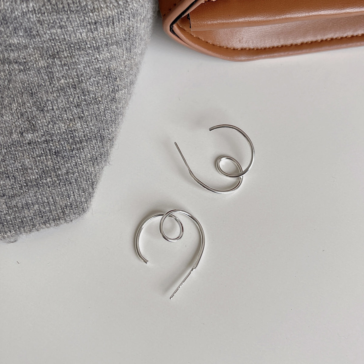 F廠-韓國韓版925純銀耳釘韓風INS極簡波紋耳環耳扣銀耳釘女「C899」25.07-1