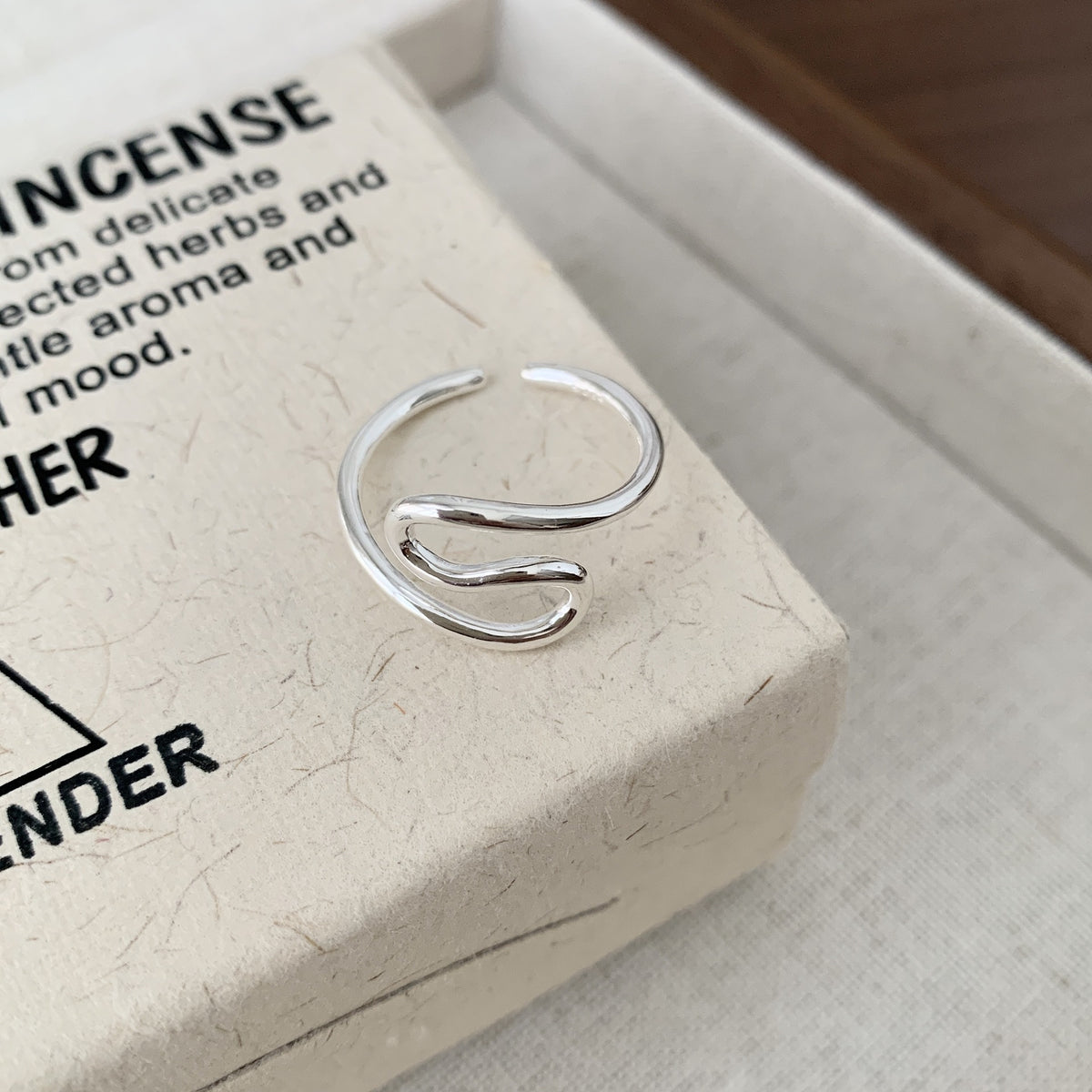 F廠-韓國韓版925純銀線戒指幾何極簡不規則彎曲戒指女設計感ins網紅戒「J1235」25.06-1