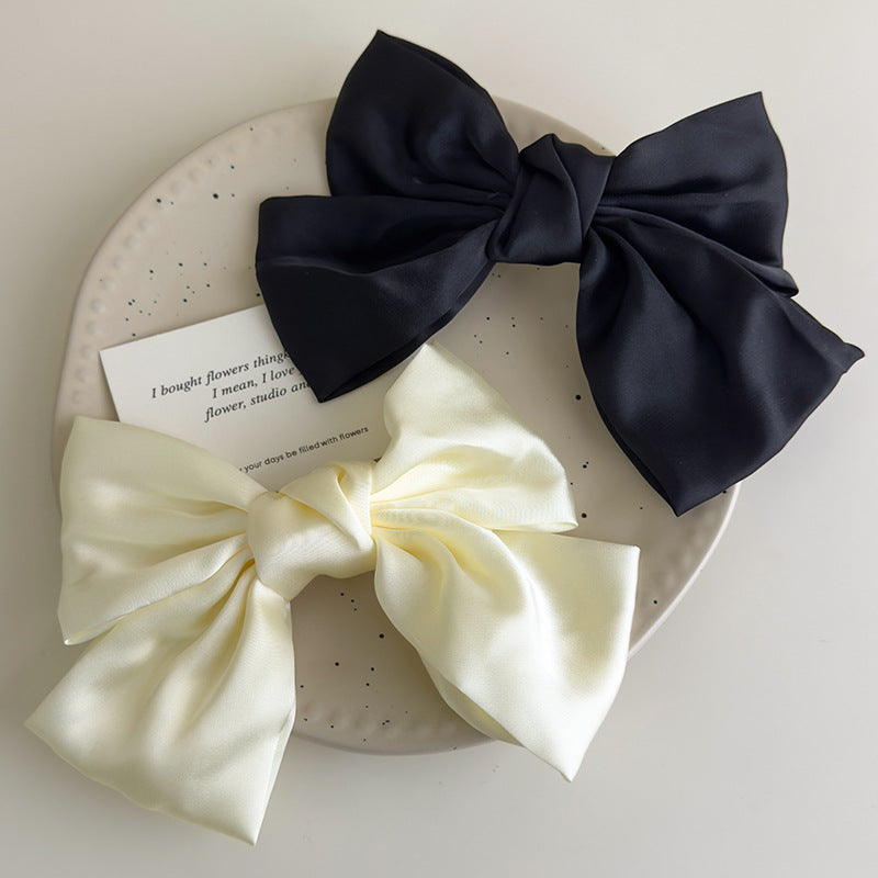 E廠-米白色優雅蝴蝶結髮飾在逃公主高級感髮夾緞面氣質彈簧夾頭飾頂夾「27080」25.06-3