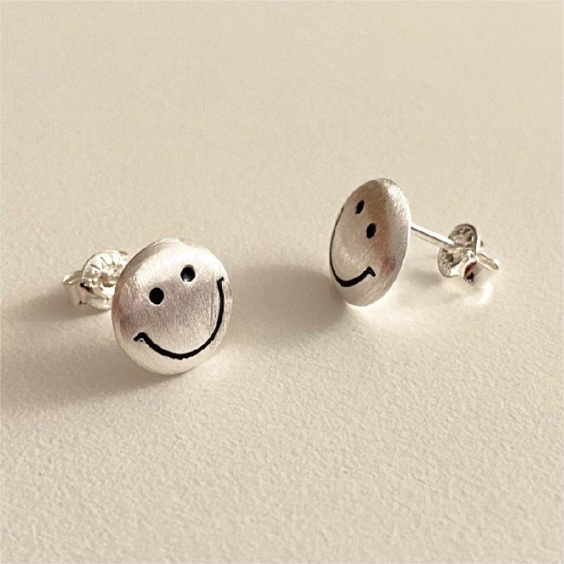 F廠-韓國韓版925純銀耳釘笑臉拉絲耳釘簡約時尚氣質ins風耳環「C1182」25.06-3
