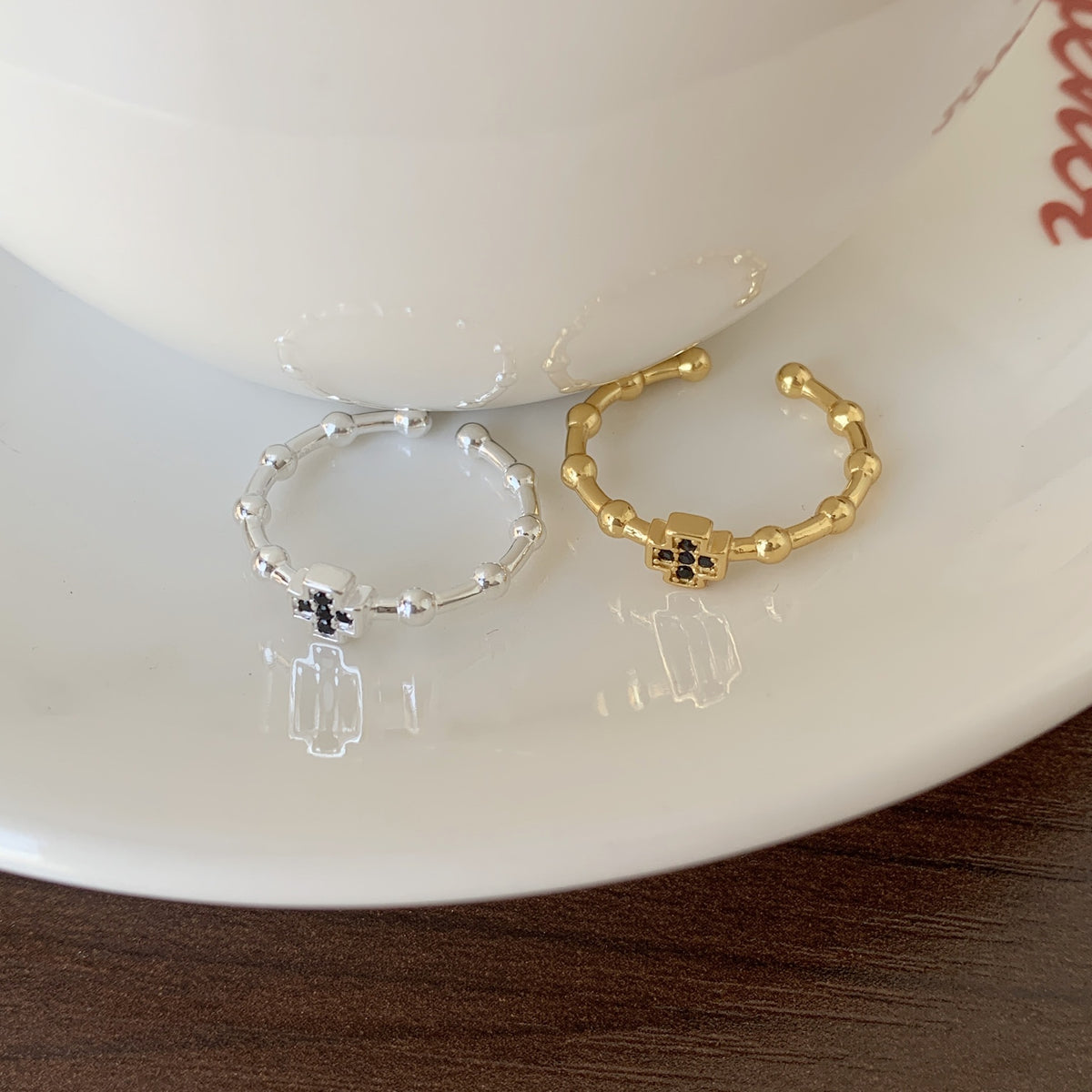 F廠-韓國韓版 925純銀黑鑽十字架戒金色戒簡約百搭INS網紅小眾戒指「J943」25.08-1