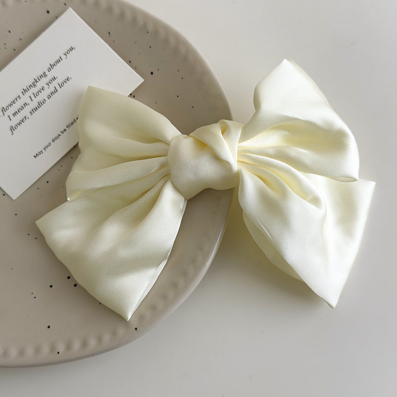 E廠-米白色優雅蝴蝶結髮飾在逃公主高級感髮夾緞面氣質彈簧夾頭飾頂夾「27080」25.06-3