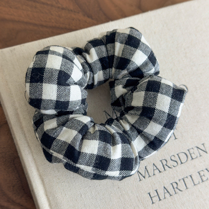 E廠-趙露思同款慵懶黑白格子充棉大腸髮圈頭繩髮飾頭花扎馬尾皮筋髮繩「27154」25.07-1