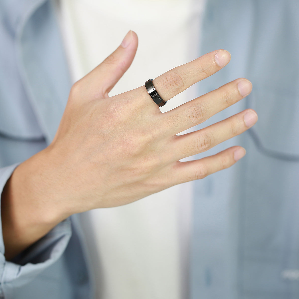 G廠-鏽鋼鐳射腐蝕十字可轉動旋轉戒指黑色男士 食指首飾批發「R-589」25.08-4