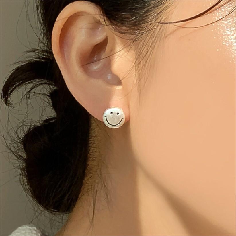 F廠-韓國韓版925純銀耳釘笑臉拉絲耳釘簡約時尚氣質ins風耳環「C1182」25.06-3