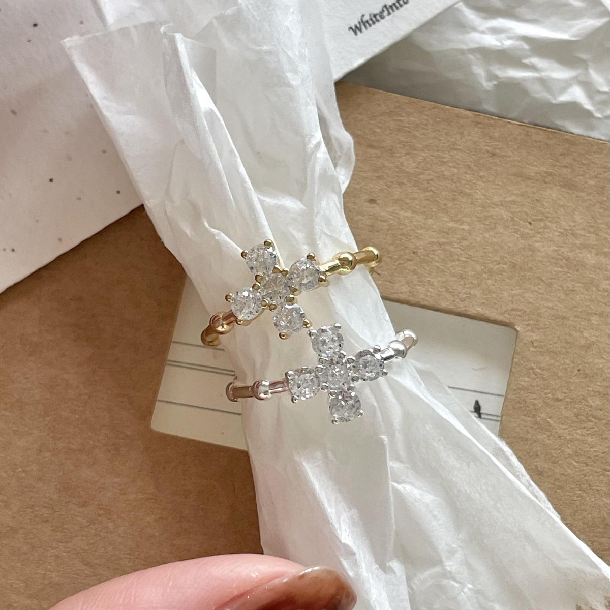 F廠-韓國韓版 925純銀白鑽十字架戒金色戒簡約百搭INS網紅小眾戒指「J940」25.03-4