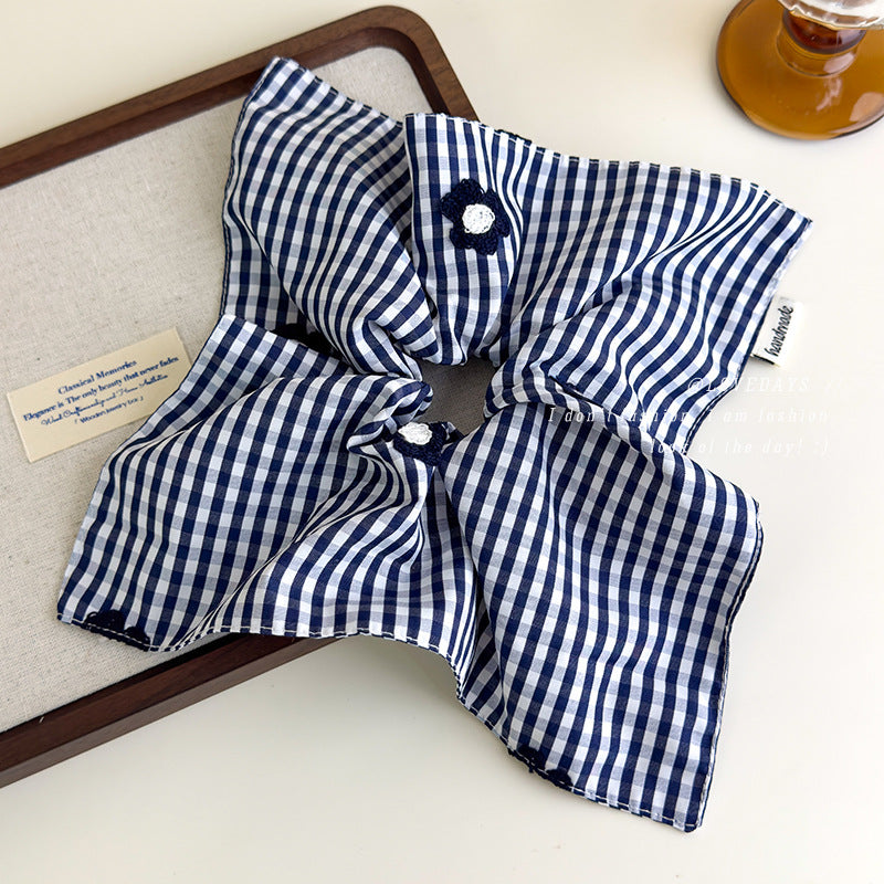 E廠-藏青色格紋刺繡花朵方巾大腸髮圈韓系方形扎頭髮側低馬尾髮繩頭繩「27122」25.06-4