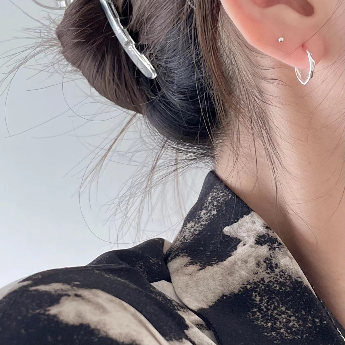 F廠-韓國韓版925純銀弧面折紋耳釘女簡約時尚ins風耳環耳飾「C880」25.08-1