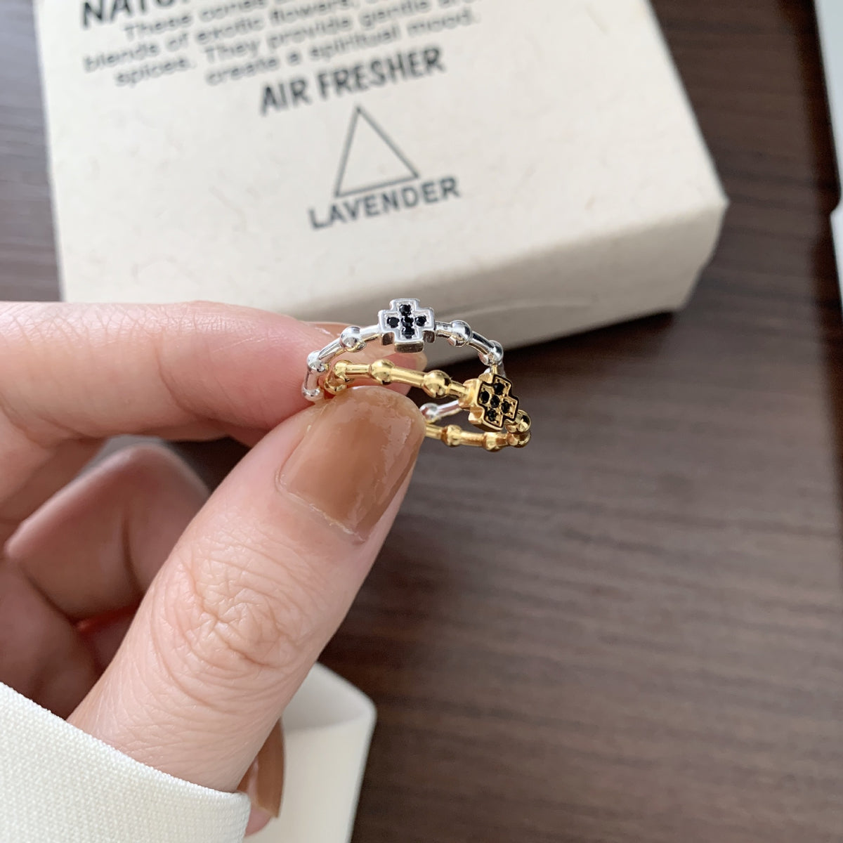 F廠-韓國韓版 925純銀黑鑽十字架戒金色戒簡約百搭INS網紅小眾戒指「J943」25.08-1