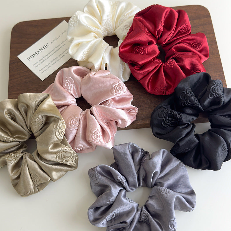 E廠-高級感純色輕奢立體壓花緞面大腸髮圈女慵懶風簡約百搭扎頭髮皮筋「27104」25.06-4