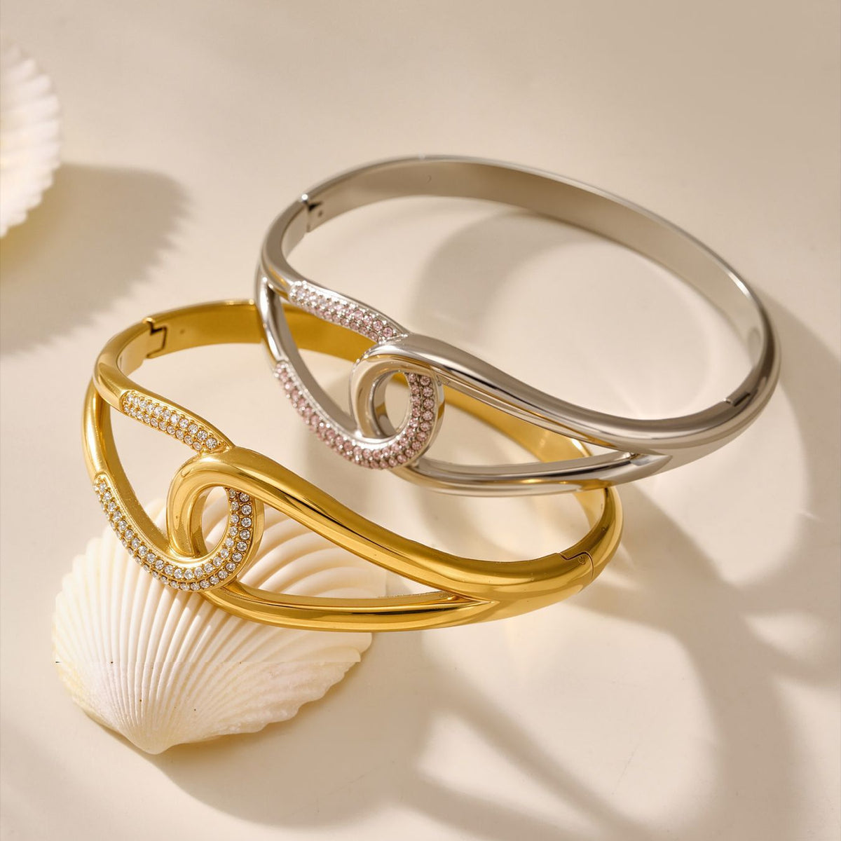 B廠-歐美簡約設計感不鏽鋼雙環卡扣鋯石手鐲女18k鍍真金不掉色「Z460」25.07-2