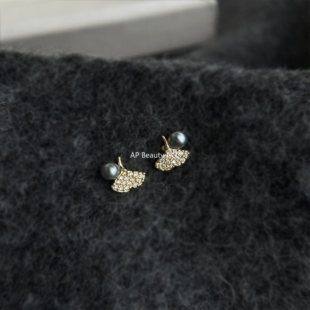 A廠-迷你版微鑲鋯石秋冬款銀杏葉耳環簡約小巧時尚通勤新款耳飾「6911」25.10-2