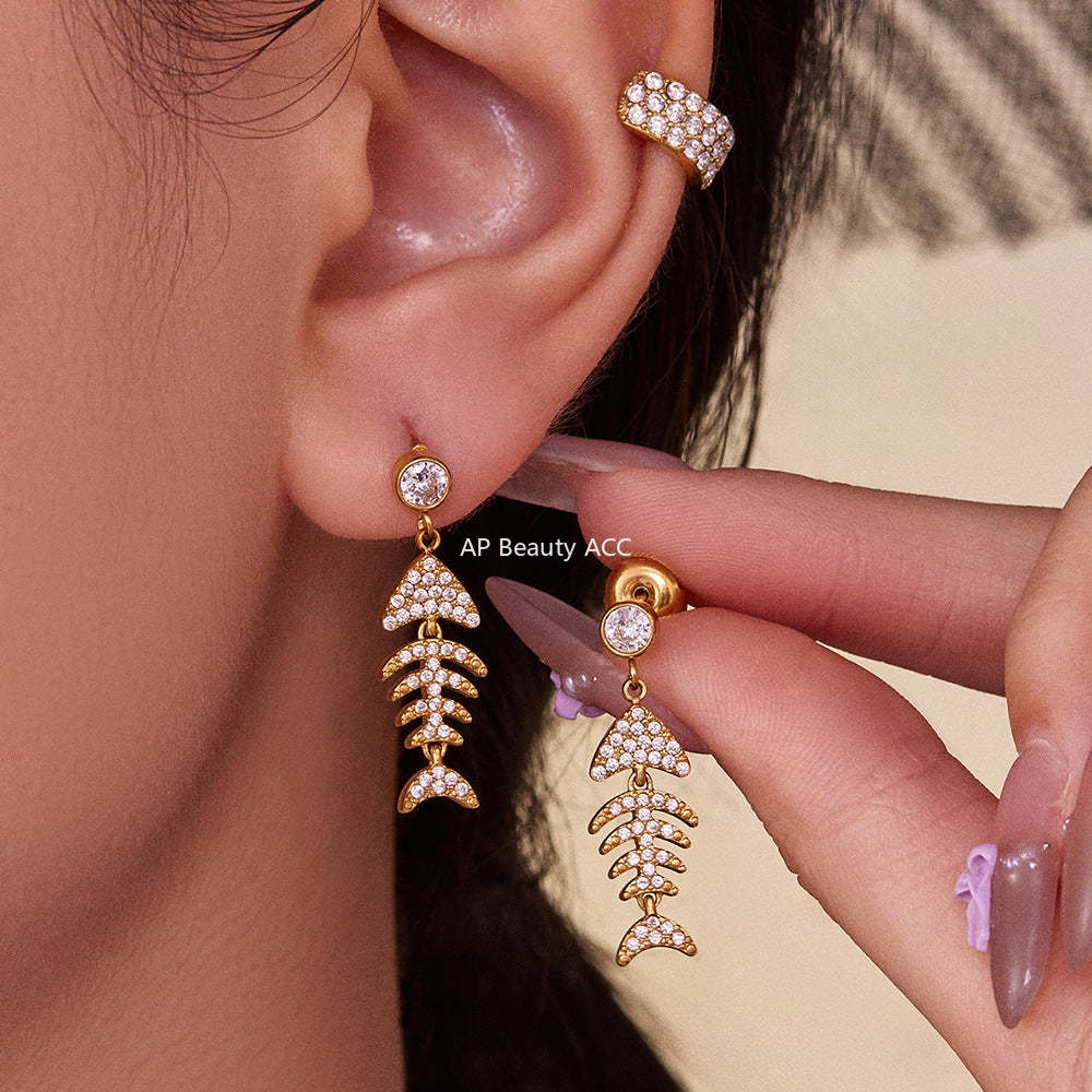 B廠-跨境新款魚骨造型滿鑽鋯石超閃耳環不鏽鋼鍍18k真金不掉色「F1123-F983」25.10-5