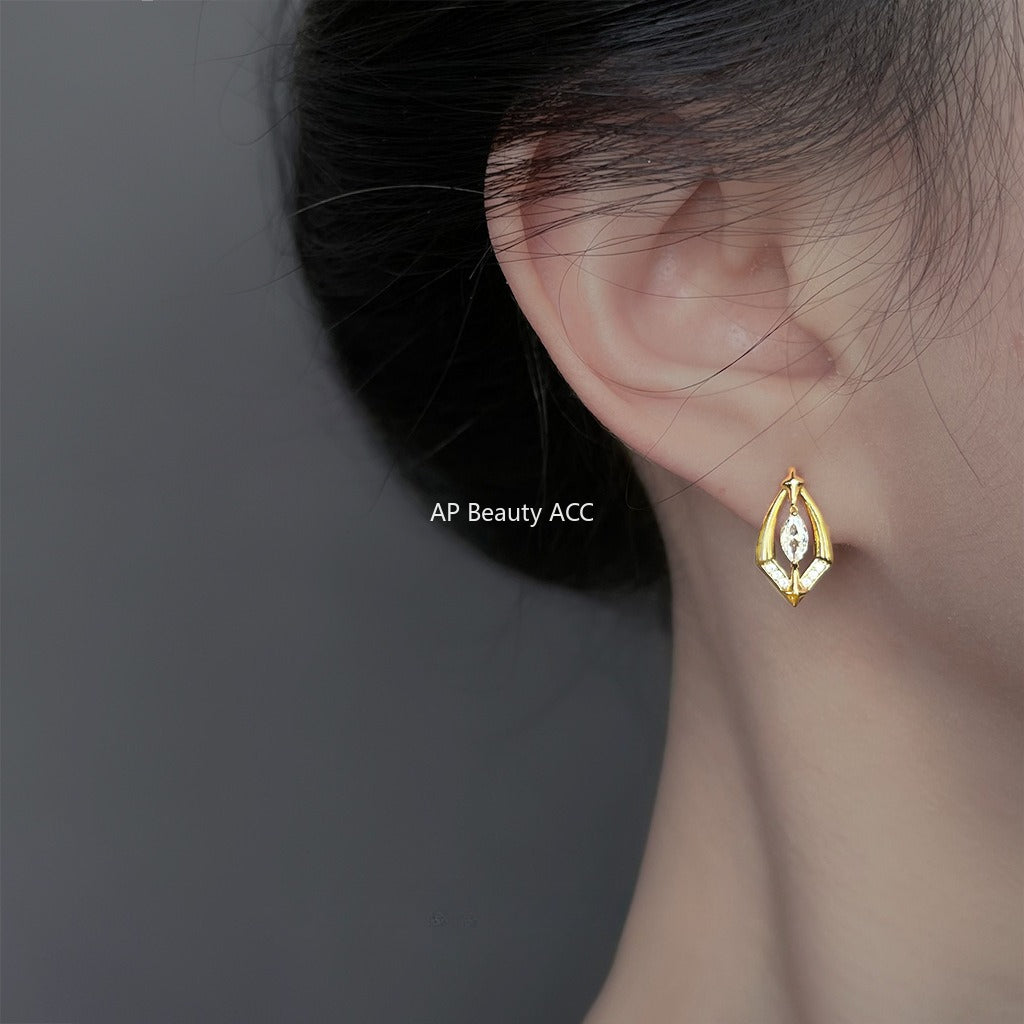 A廠-時尚高級感微鑲鋯石925銀針輕奢風芒星幾何新款耳飾耳環「6912」25.10-2