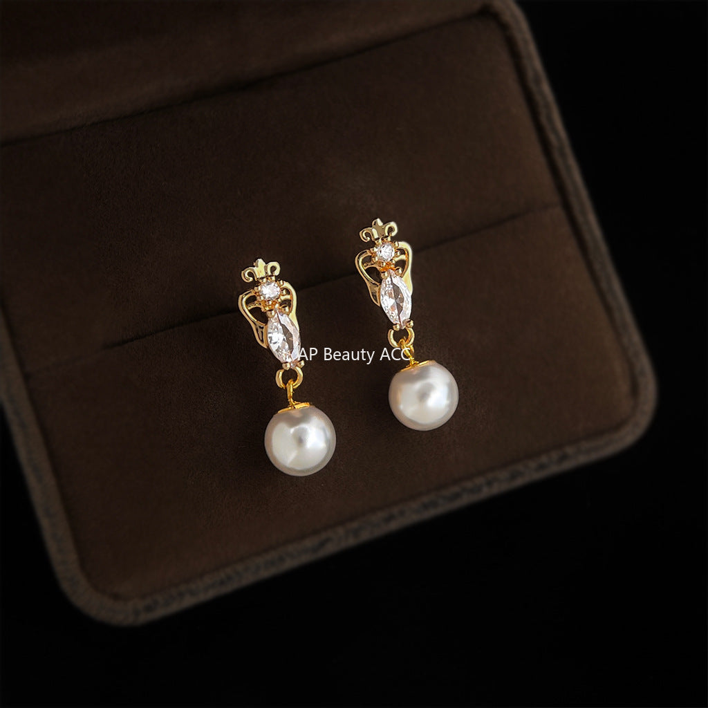 A廠-時尚輕奢風微鑲鋯石小香風珍珠耳飾氣質簡約通勤百搭工廠耳環飾品「6889」25.10-3