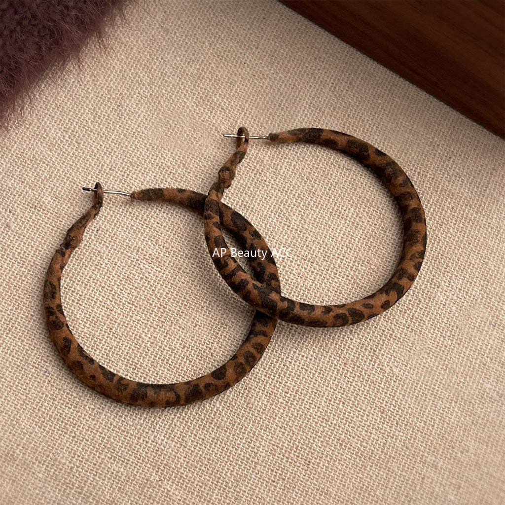 A廠-秋冬熱賣豹紋植絨誇張時尚歐美風幾何耳飾工廠 925銀針爆款耳環「6997-7000」25.10-5