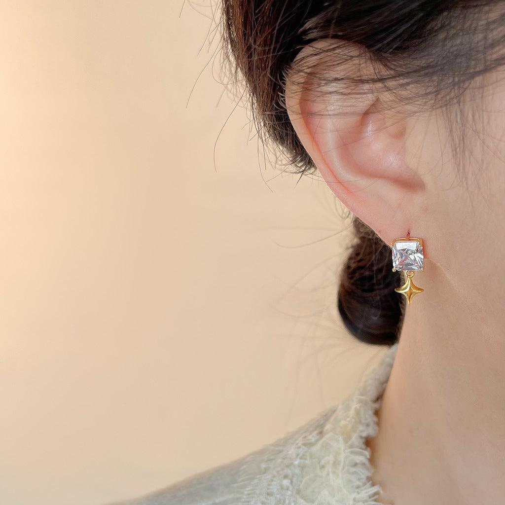 A廠-實物很閃! 925銀針鍍14K方形幾何鋯石星星耳環高級感優雅耳環「5040」24.10-4
