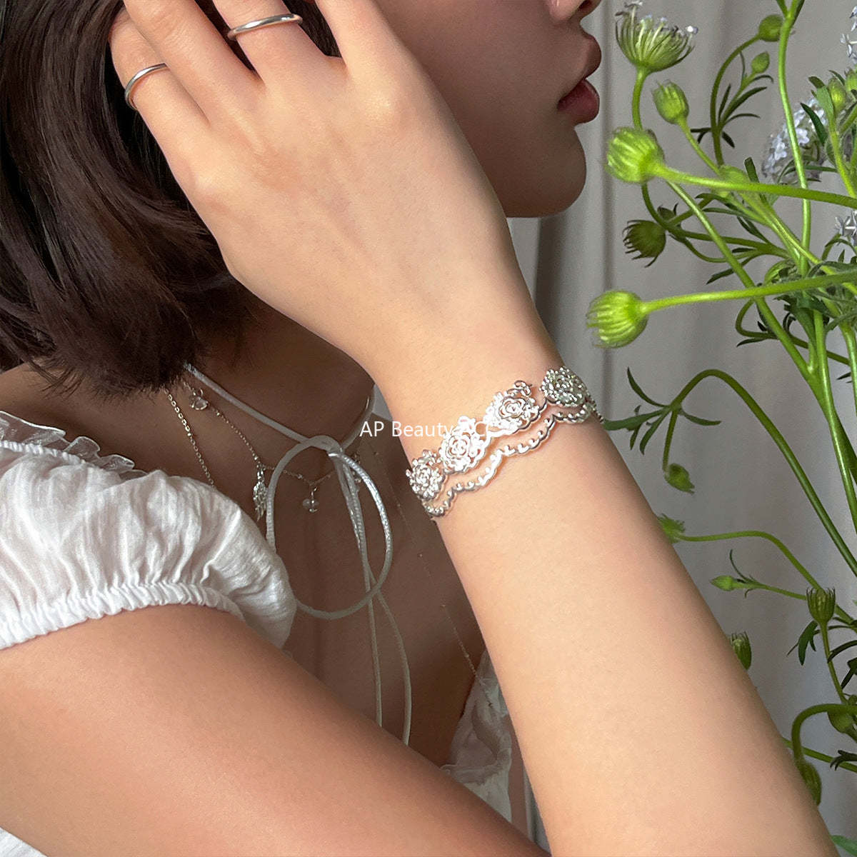 C廠-森系小香風鏤空蕾絲手鐲女甜美高級感精緻手環小眾輕奢秋冬手飾「SL-486」25.10-5