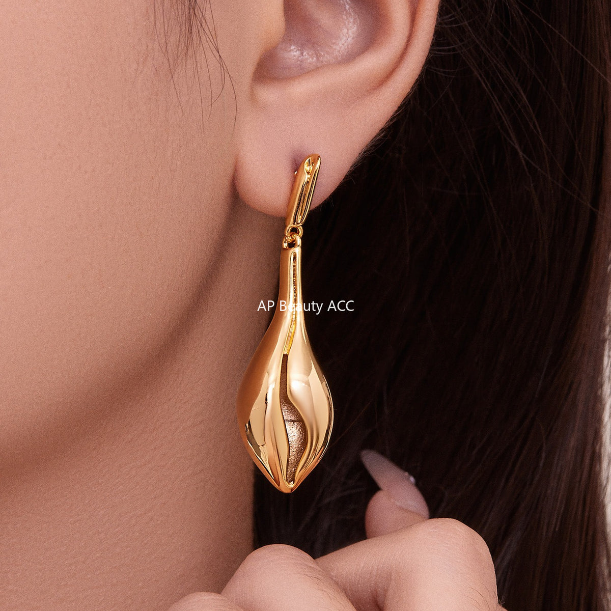 B廠-跨境小眾設計長款海螺形鏤空耳環銅材質鍍18k真金氣質配飾「F813」25.11-1