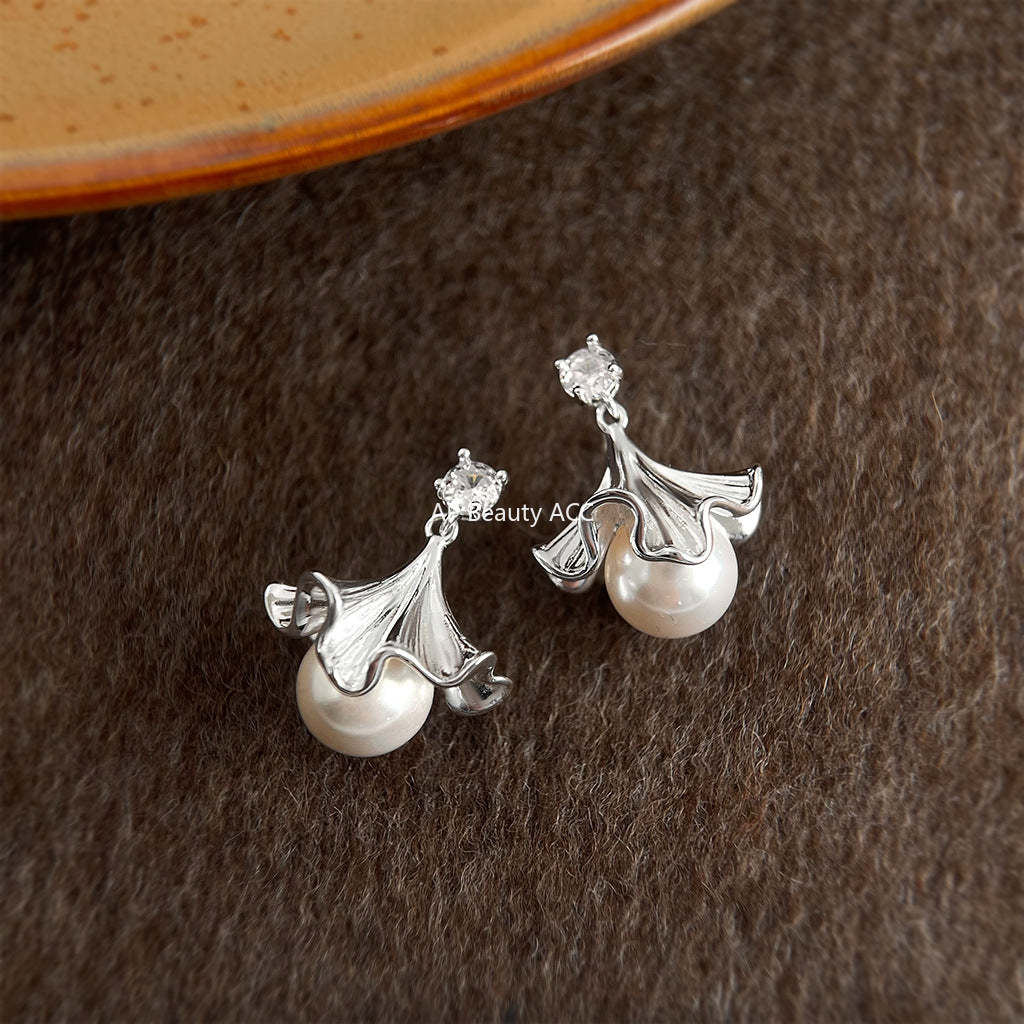 A廠-小眾裙邊裙擺925銀針鋯石花朵新款個性清新甜美耳飾工廠耳環 飾品「7202」25.12-1