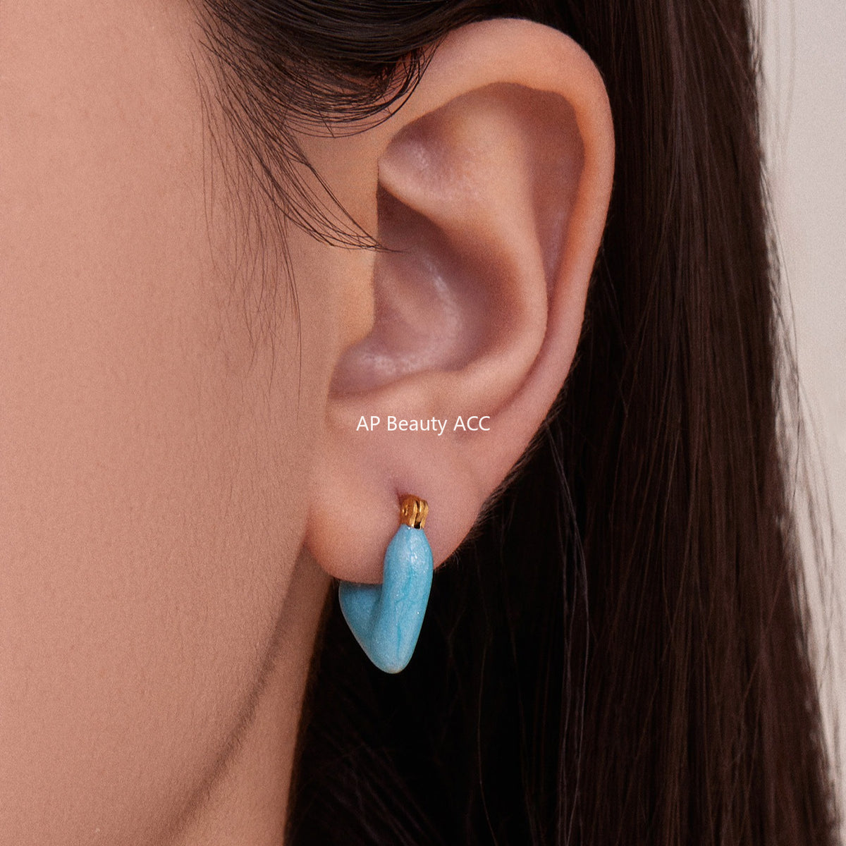 B廠-ins跨境熱銷款不對稱滴油愛心耳環輕奢高質感耳扣鍍18k真金「F924」25.11-2