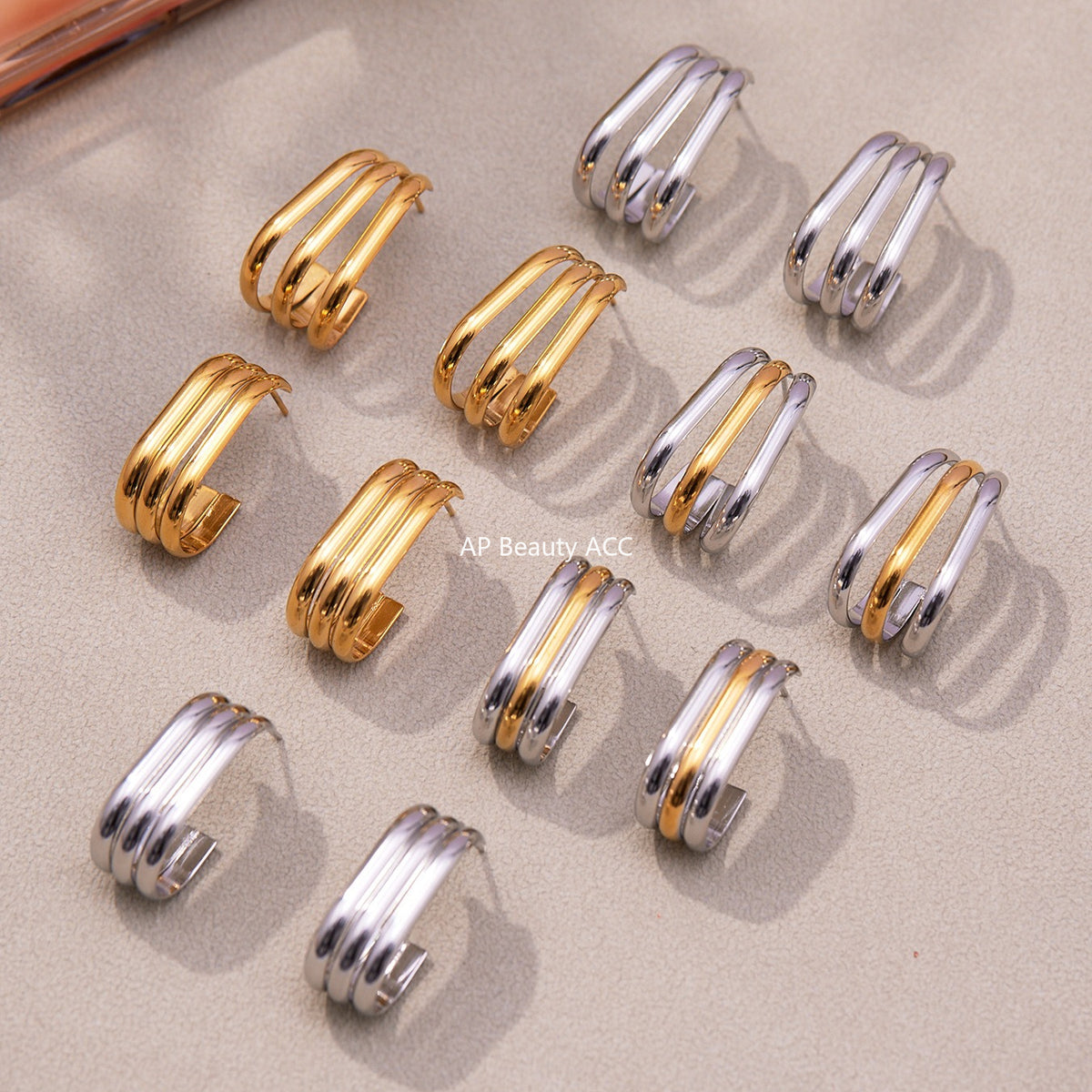 B廠-ins風小眾設計三層愛心形耳環不鏽鋼18k鍍金耳釘不掉色耳飾「F753」25.11-1